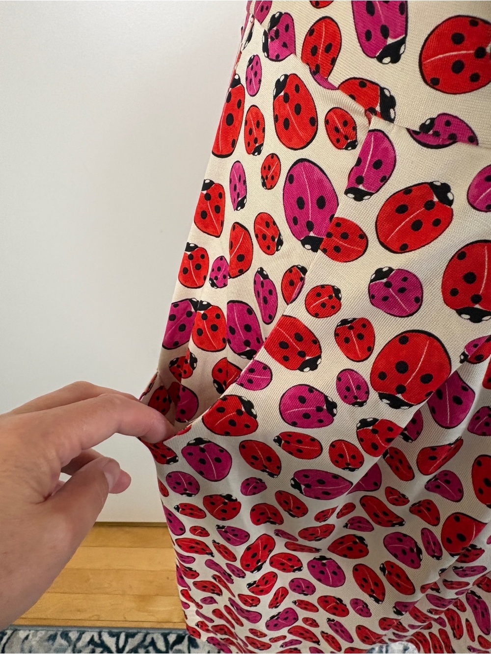 Diane Von Furstenberg 100% Silk Classic Wrap Midi Dress Ladybug Print 8 - Picture 6 of 11